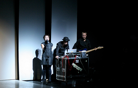 Fotomoto (2005) Model / electro-pop, indie Fotomoto (2005) Model / electro-pop, indie