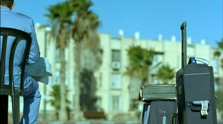 Визит оркестра / Bikur Ha-Tizmoret / The band's visit (2007) Визит оркестра / Bikur Ha-Tizmoret / The band's visit (2007)