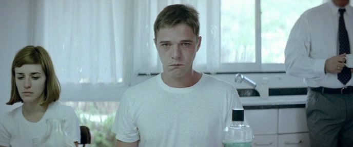 Клык (2009) / Kynodontas