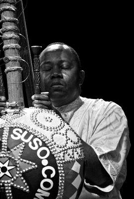 Foday Musa Suso - The Two Worlds  (2009) / world, ethnо fusion (Orange Mountain Music)