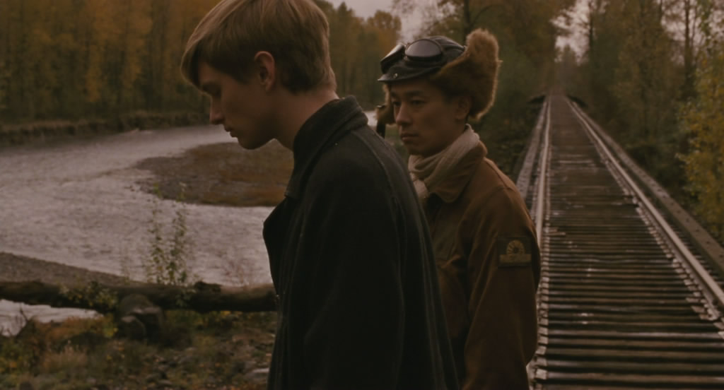 Не сдавайся / Restless (2011)