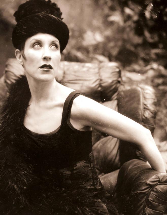 Jill Tracy - Silver Smoke, Star of Night (2012), 3 albums / Dark Cabaret, Chamber Pop, Classical