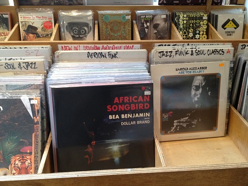 Sathima Bea Benjamin & Dollar Brand - African Songbird (1976) / Vocal Jazz, African Spiritual Jazz, Vinyl Rip Sathima Bea Benjamin & Dollar Brand - African Songbird (1976) / Vocal Jazz, African Spiritual Jazz, Vinyl Rip