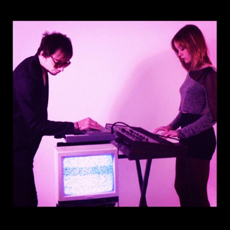 Roladex - Anthems for the Micro-Age (2014) / minimal synthwave, dreampop, cosmic disco. US Roladex - Anthems for the Micro-Age (2014) / minimal synthwave, dreampop, cosmic disco. US