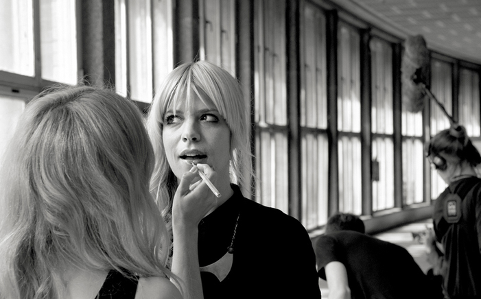 Corrina Repp – The Pattern Of Electricity (2015) + Tu Fawning - Secession EP (2008) // alternative, портлендский народно-психоделический strikes again Corrina Repp – The Pattern Of Electricity (2015) + Tu Fawning - Secession EP (2008) // alternative, портлендский народно-психоделический strikes again