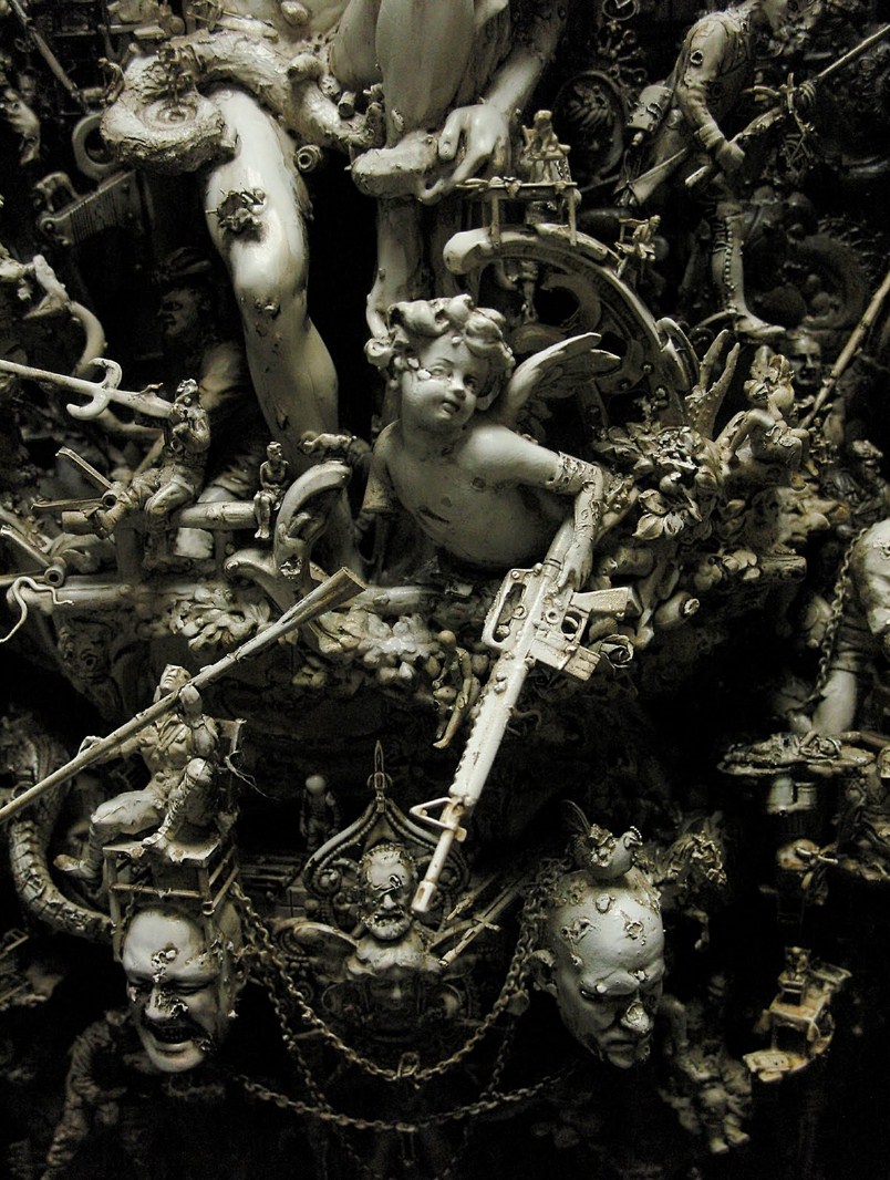 Загадочные работы Криса Кукси (Kris Kuksi)